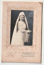 Photo Cabinet communiante missel chapelet WERDER La Louvière, Collections, Photos & Gravures, Envoi, Utilisé, Enfant, Photo