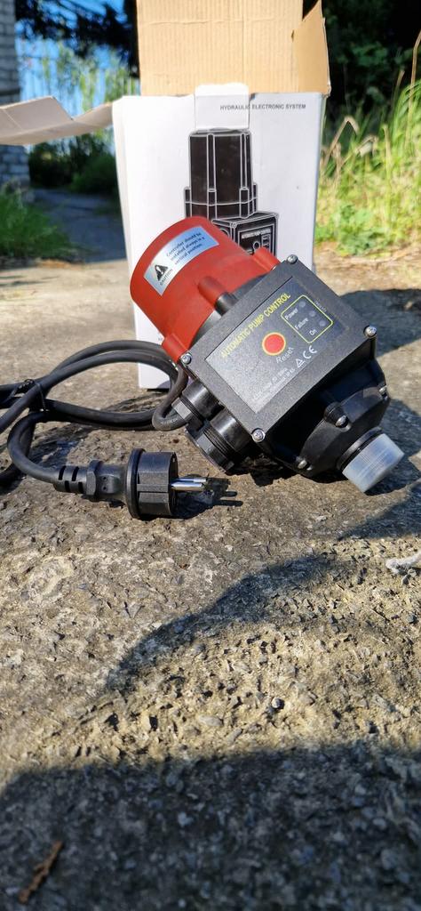 Presscontrol - Régulateur de pression automatique pour pompe, Tuin en Terras, Waterpompen, Zo goed als nieuw, Ophalen