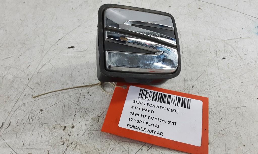 POIGNEE COFFRE / HAYON ARRIERE Seat Leon (5FB) (5F0827565D), Autos : Pièces & Accessoires, Utilisé, Seat