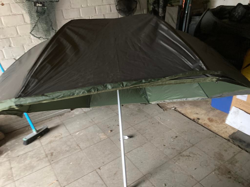 Parapluie, Enlèvement, Comme neuf