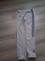 Broek van Adidas maat  S nog goed, Kinderen en Baby's, Ophalen