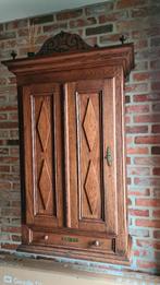 Antiek hangkastje, Antiek en Kunst, Antiek | Meubels | Kasten, Ophalen