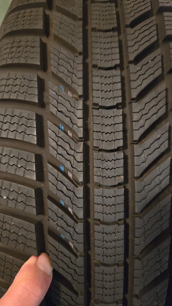 2 nieuw Banden, Auto-onderdelen, Ophalen, 16 inch, Nieuw, Band(en)