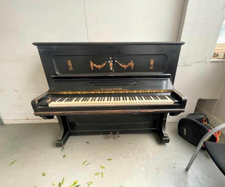 Piano droit Lucien OOR, Musique & Instruments, Pianos, Utilisé, Piano, Noir, Enlèvement