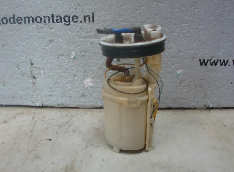 BRANDSTOFPOMP ELECT. Polo IV (9N1 / 2/3) (6q5-919-054-f), Gebruikt, Nijverheidstraat 1a 1a
5405 AJ  UDEN, NL, Dhr. R. Verberk