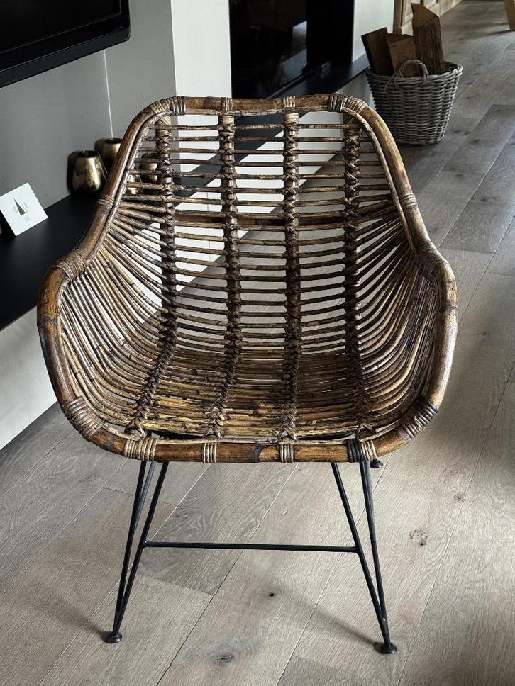 Vintage Rotan kuipstoel met metalen poten, Maison & Meubles, Chaises, Comme neuf, Une, Métal, Osier ou Rotin, Brun, Enlèvement