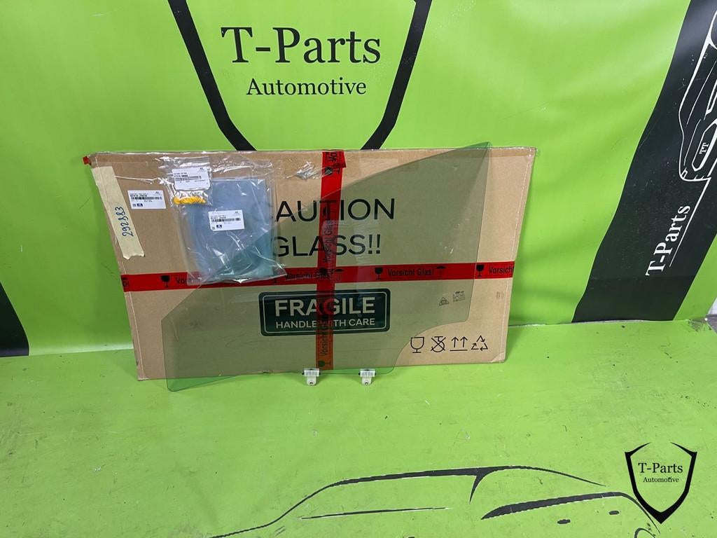 hyundai kona links voor zijruit ruit 82410J9050 voor deur, Heolleung-ro 12
06797  Seoul, Nieuw, Info@hyundai.com, Hyundai