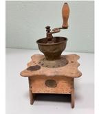 Moulin à café ancien moulin à café manuel en bois antique, Antiquités & Art, Enlèvement ou Envoi