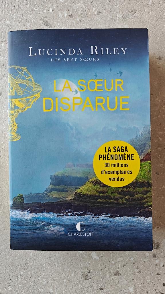 Livre Lucinda Riley « La sœur disparue » Grand format, Ophalen of Verzenden
