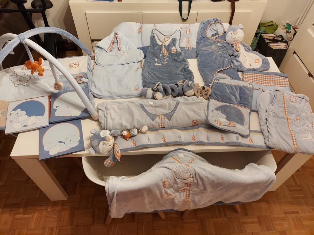 Lot d'articles Noukies William et Henry, Enlèvement