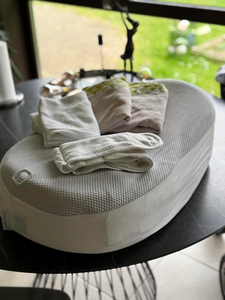 Red Castle cocoon, Maison & Meubles, Sièges-poires, Enlèvement ou Envoi, Comme neuf