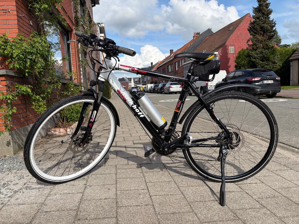 Kalkhoff Cross Track – elektrisch omgebouwd, 28 inch, Gebruikt, Vering, Meer dan 20 versnellingen