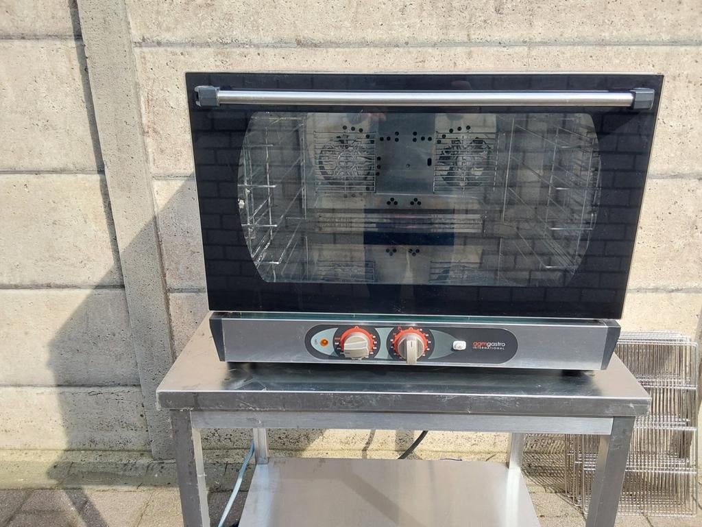 Warme luchthaven met bevochtiger, Ophalen