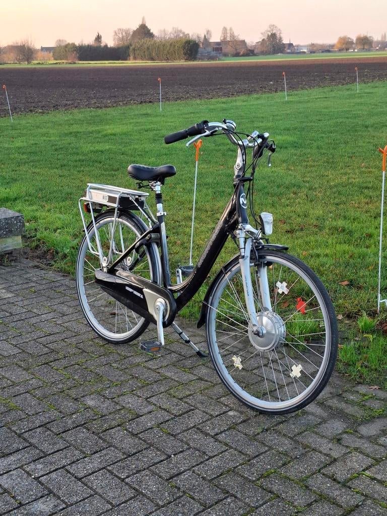 Mooie montego elektrische fiets frame 48cm wielmaat 70cm, Ophalen