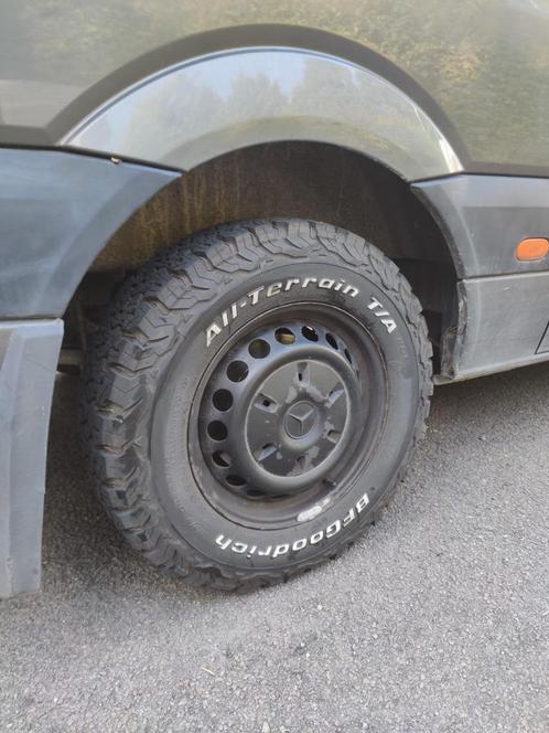 BFGoodrich ALL Terrain T/A KO2  - 2 STUKS, Auto-onderdelen, Banden en Velgen, Band(en), All Season, 16 inch, 225 mm, Bestelwagen