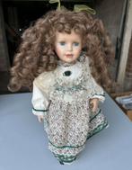 Poupée vintage en porcelaine, Collections, Poupées, Enlèvement, Comme neuf, Poupée
