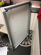 Moderne eettafel, Huis en Inrichting, Tafels | Eettafels, Ophalen, Zo goed als nieuw, Modern, Vier personen
