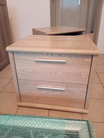 Set van 2 kleine kasten Sanoma gebleekt eikenhout nieuwstaat beschikbaar voor biedingen