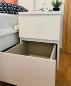 Table chevet ikea, Maison & Meubles, Enlèvement, Utilisé