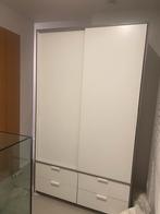 Kleerkast, Enlèvement, Comme neuf