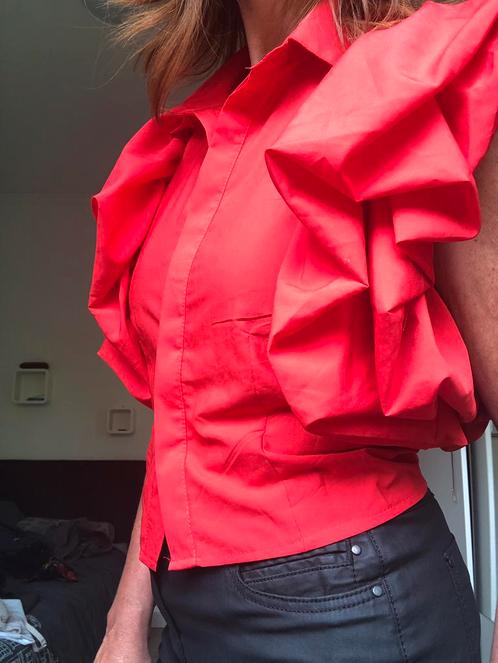 Chemisier rouge taille s/m modèle original latino, Vêtements | Femmes, Blouses & Tuniques, Comme neuf, Taille 36 (S), Rouge