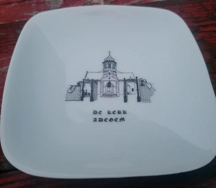 Schaaltje kerk Adegem, Verzamelen, Overige Verzamelen, Zo goed als nieuw, Ophalen of Verzenden