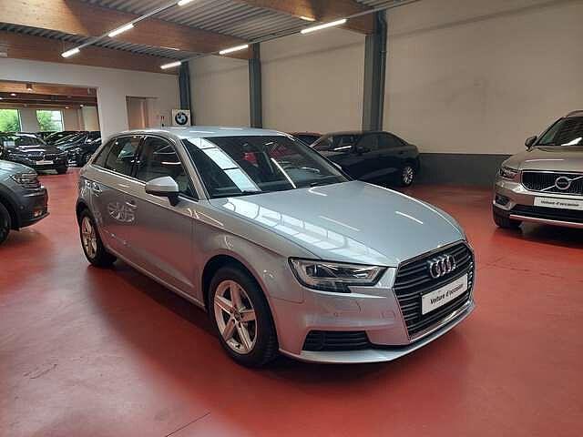 Audi A3 1.6 TDi Sportback + CUIR sport + Matrix LED + NAVI, Auto's, Audi, A3, ABS, Airbags, Airconditioning, Bluetooth, Boordcomputer