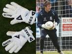 Matchworn keepershandschoenen Kristof Maes, Sport en Fitness, Voetbal, Ophalen of Verzenden, Zo goed als nieuw