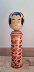 Mooie grote Narugo Kokeshi van de Sakurai familie, Antiek en Kunst, Kunst | Beelden en Houtsnijwerken, Verzenden