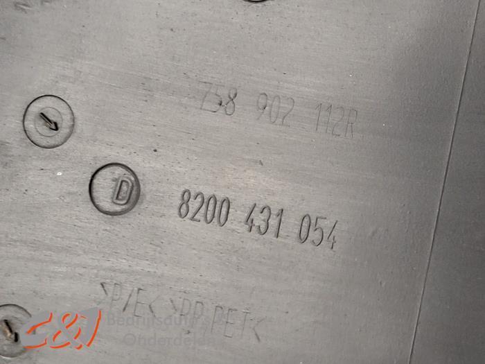 Plaque de protection moteur d'un Mercedes Citan, Autos : Pièces & Accessoires, Carrosserie & Tôlerie, Mercedes-Benz, Utilisé, 3 mois de garantie