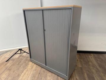 Ahrend aluminium roldeurkast van 143 x 120 x 45 beschikbaar voor biedingen