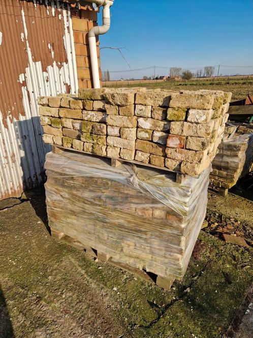 Gele bakstenen / moefen. +- 3000stuks, Doe-het-zelf en Bouw, Metselstenen, Zo goed als nieuw, Bakstenen, Ophalen