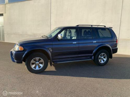 Mitsubishi Pajero Sport 3.0 V6 4WD AUTOMAAT CRUISECONTROL, Auto's, Mitsubishi, Particulier, Te koop, Pajero Sport, 4x4, Airconditioning