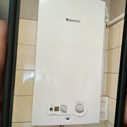JUNKERS Hidropower 14l boiler., Doe-het-zelf en Bouw, Chauffageketels en Boilers, Gebruikt, Geiser, Aardgas, Minder dan 20 liter