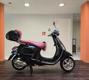 Vespa Primavera 125**2016**2.134km**Garantie  beschikbaar voor biedingen