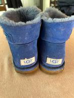 UGG maat 39, Ophalen, Blauw, Lage of Enkellaarzen, Zo goed als nieuw