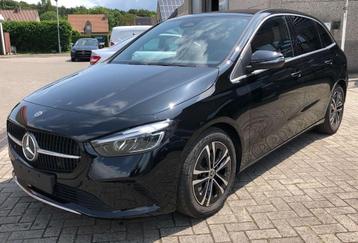 Mercedes-Benz B-Klasse 180 Benzine| inklapbare trekhaak| Cam beschikbaar voor biedingen