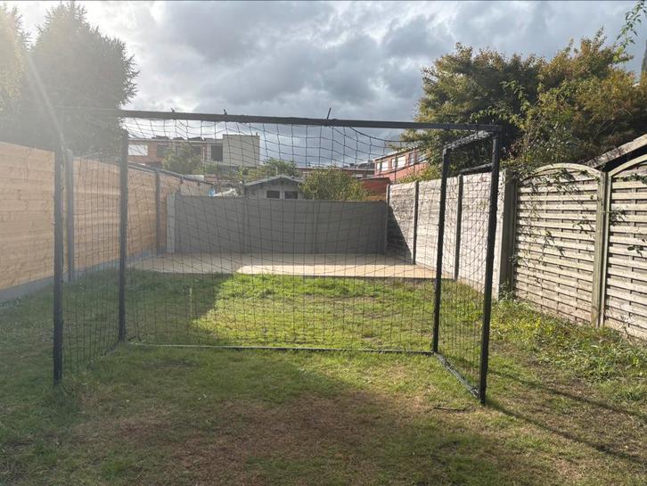 Stevig metalen voetbaldoel 300 cm x 200 cm x 120 cm, Sport en Fitness, Voetbal, Zo goed als nieuw, Ophalen