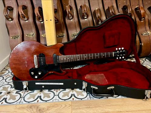 Gibson Melody maker 1965 double pickup, Muziek en Instrumenten, Snaarinstrumenten | Gitaren | Elektrisch, Zo goed als nieuw, Fender