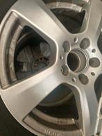 kit hiver Mercedes 16" (excellent état), Autos : Pièces & Accessoires, Pneus & Jantes, Pneus hiver, 16 pouces, Pneu(s), Enlèvement