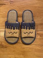 Slippers/pantoffels blauw/bruin, Chaussons, Enlèvement ou Envoi, Comme neuf, Bleu