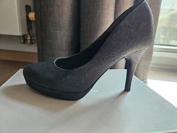 Pumps maat 37 beschikbaar voor biedingen