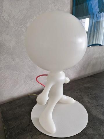 Spacewalker Jr Table beschikbaar voor biedingen