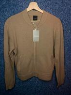 Gilet zippé Madeleine camel – maille fine - S / 36, Enlèvement ou Envoi, Neuf, Taille 36 (S), Beige
