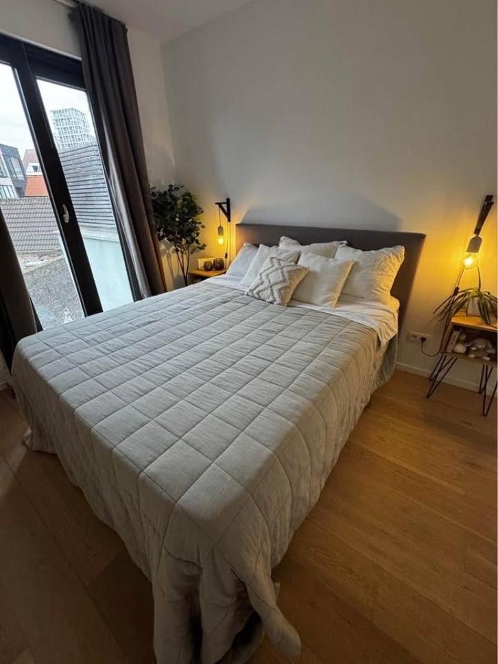 Boxspring Swiss sense 1.60 m. X 2.00 m., Huis en Inrichting, Slaapkamer | Boxsprings, Gebruikt, 160 cm, 200 cm, Tweepersoons, Beige