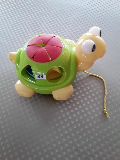 Baby-en kinderspeelgoed - schildpad trekkoordje metvormpjes, Kinderen en Baby's, Speelgoed | Babyspeelgoed, Zo goed als nieuw