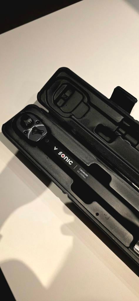 SONIC momentsleutel + 5 delige doppenset, Ophalen, Zo goed als nieuw