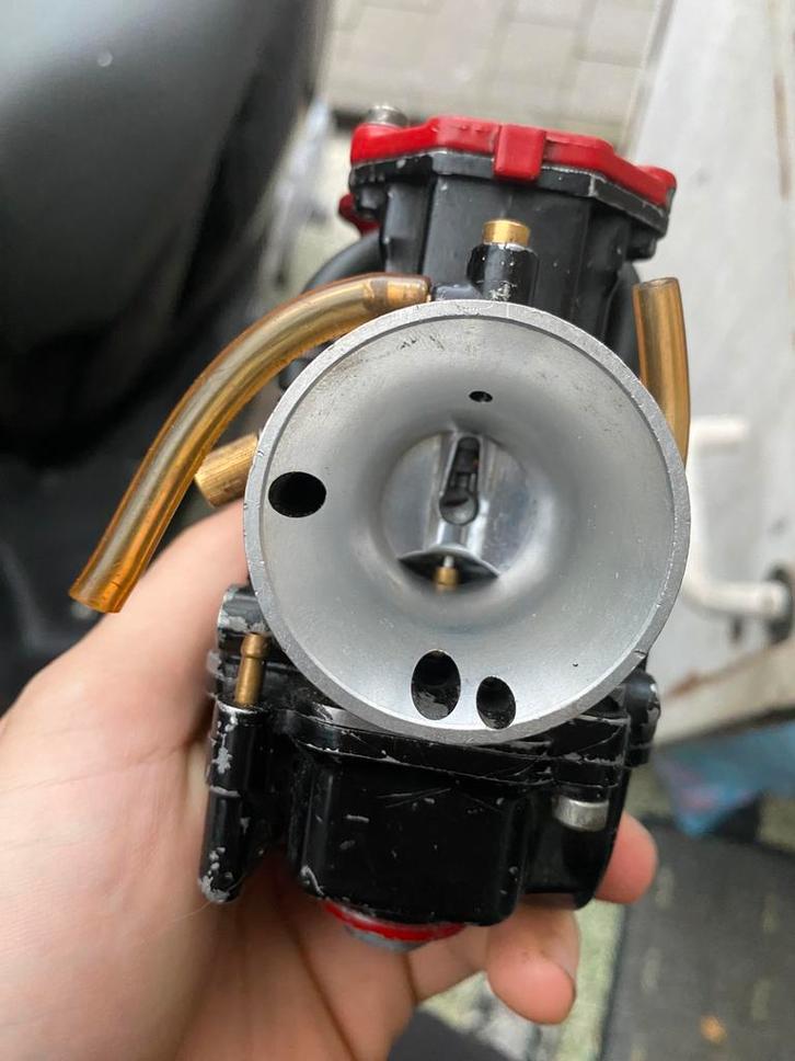 3 carburateurs voor 2 takt, Fietsen en Brommers, Brommeronderdelen | Algemeen, Gebruikt, Carburateur, Ophalen