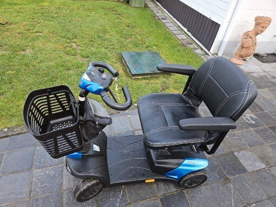 Gehandicapten scooter, Diversen, Rolstoelen, Zo goed als nieuw, Inklapbaar, Ophalen