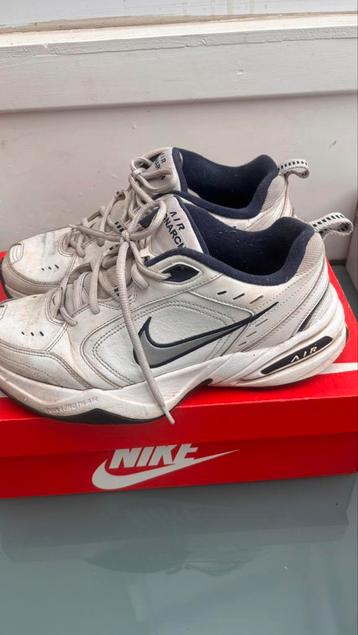 Air monarch beschikbaar voor biedingen